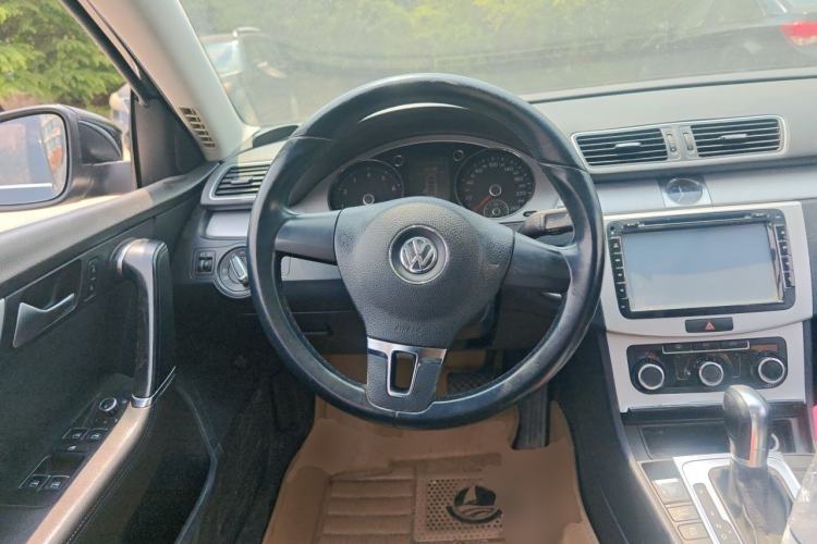 Used Volkswagen Magotan 2013 1.8TSI Comfort Model Steering Wheel
