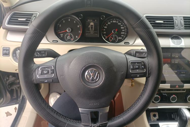 Used Volkswagen Magotan 2013 1.8TSI Premier Model Steering Wheel