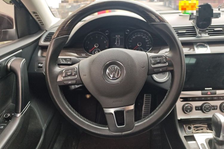 Used Volkswagen Magotan 2013 1.8TSI Prestige Model Steering Wheel