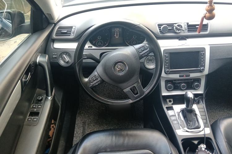 Used Volkswagen Magotan 2013 1.8TSI Premier Model Steering Wheel