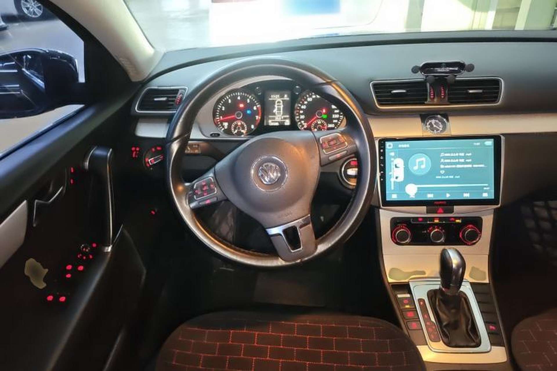 Used Volkswagen Magotan 2013 1.8TSI Premier Model Steering Wheel