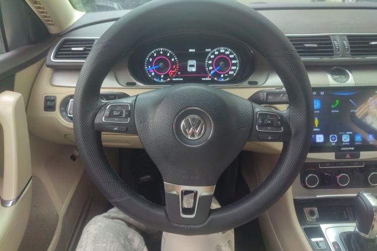 Used Volkswagen Magotan 2013 1.8TSI Premier Model Steering Wheel