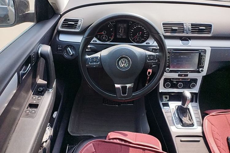 Used Volkswagen Magotan 2013 1.8TSI Premier Model Steering Wheel