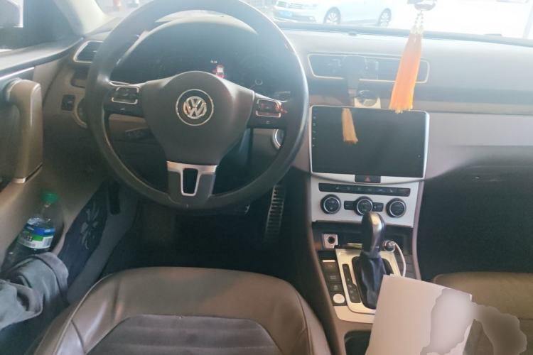 Used Volkswagen Magotan 2013 2.0 TSI Prestige Model Steering Wheel