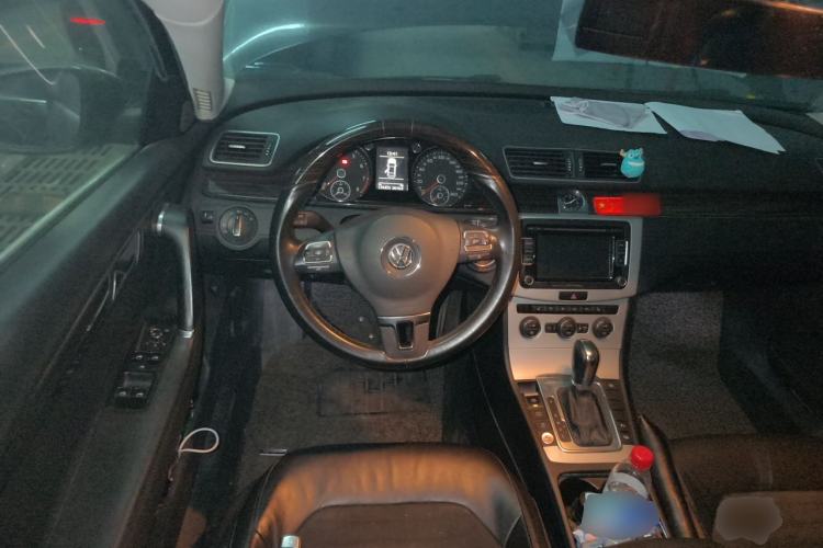 Used Volkswagen Magotan 2013 2.0 TSI Prestige Model Steering Wheel
