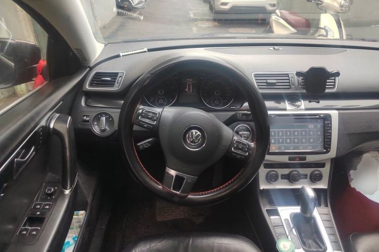 Used Volkswagen Magotan 2013 1.8TSI Luxury Model Steering Wheel