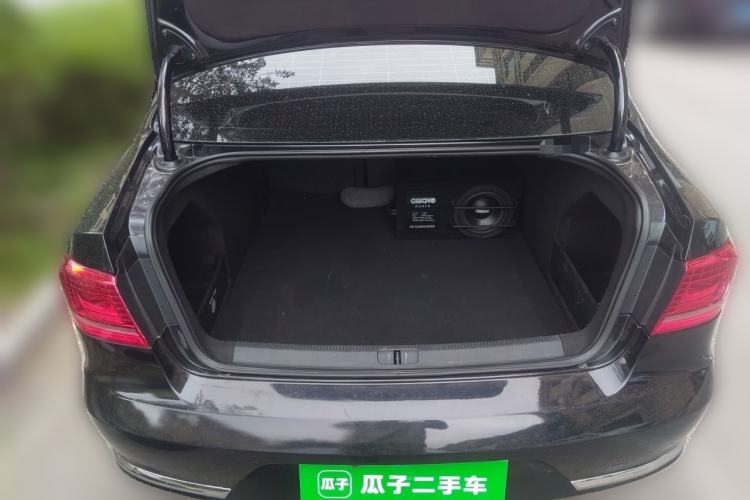 Used Volkswagen Magotan 2013 1.8TSI Premier Model Trunk