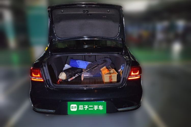 Used Volkswagen Magotan 2013 1.8TSI Luxury Model Trunk