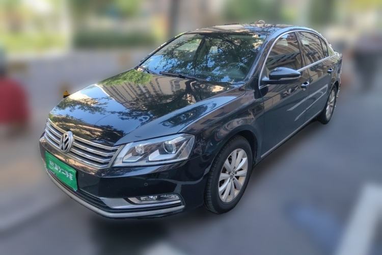 Used Volkswagen Magotan 2013 1.8TSI Luxury Model Guazi used car, China used car export, Used car for sale, Used cars, Cheapest cars for sale
