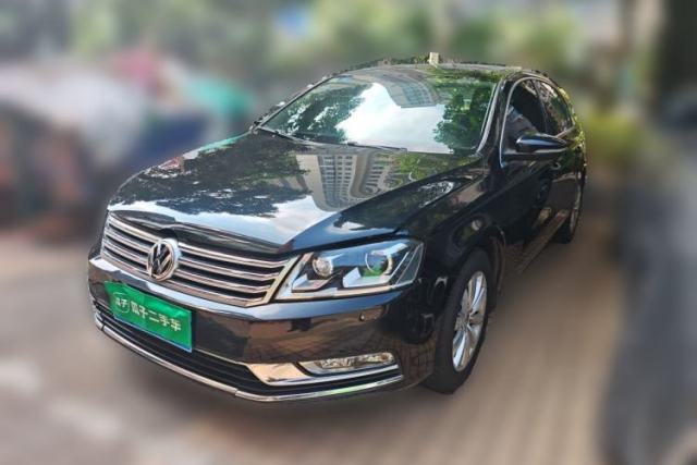 Ojetý Volkswagen Magotan 2013 1.8TSI Luxury Model