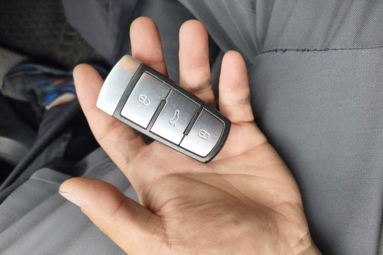 Used Volkswagen Magotan 2013 2.0 TSI Prestige Model Vehicle Key