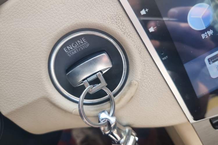 Used Volkswagen Magotan 2013 1.8TSI Luxury Model Vehicle Key
