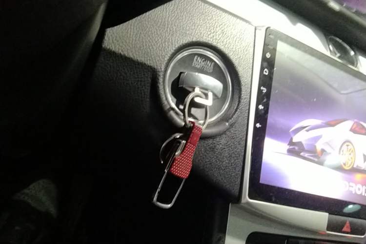 Used Volkswagen Magotan 2013 1.8TSI Premier Model Vehicle Key