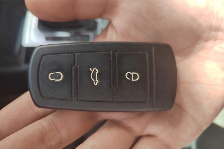 Used Volkswagen Magotan 2013 1.8TSI Prestige Model Vehicle Key