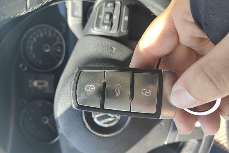 Used Volkswagen Magotan 2013 2.0 TSI Luxury Model Vehicle Key