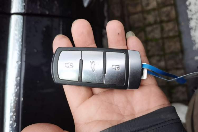 Used Volkswagen Magotan 2013 1.8TSI Luxury Model Vehicle Key