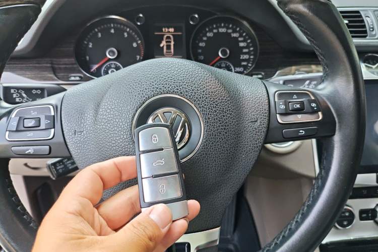 Used Volkswagen Magotan 2013 2.0 TSI Prestige Model Vehicle Key