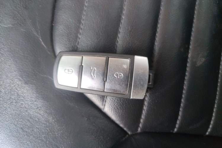 Used Volkswagen Magotan 2013 2.0 TSI Luxury Model Vehicle Key