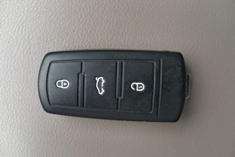 Used Volkswagen Magotan 2013 2.0 TSI Ultimate Model Vehicle Key