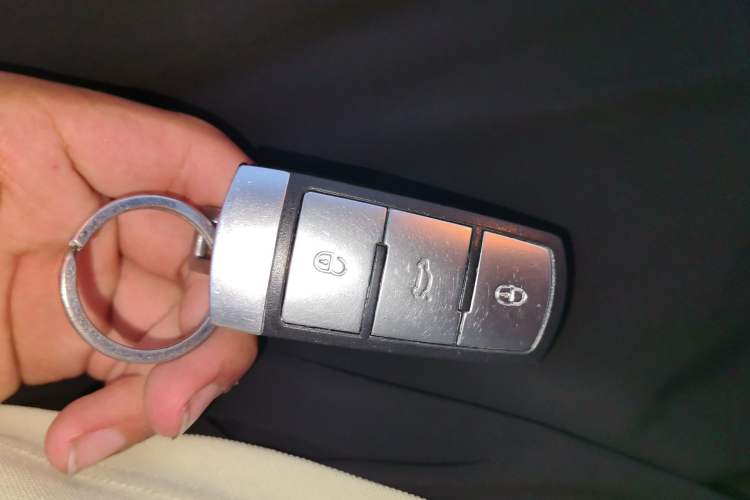 Used Volkswagen Magotan 2013 1.8TSI Premier Model Vehicle Key