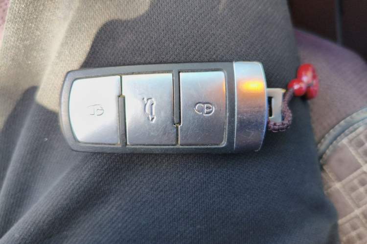 Used Volkswagen Magotan 2013 1.8TSI Luxury Model Vehicle Key