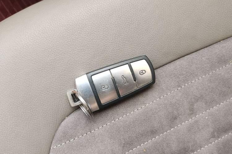 Used Volkswagen Magotan 2013 2.0 TSI Prestige Model Vehicle Key