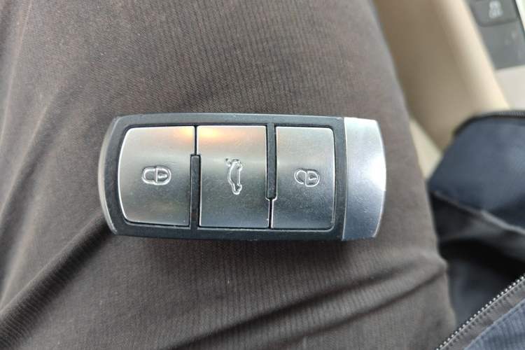 Used Volkswagen Magotan 2013 1.8TSI Luxury Model Vehicle Key