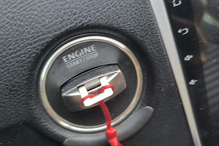 Used Volkswagen Magotan 2013 1.8TSI Premier Model Vehicle Key