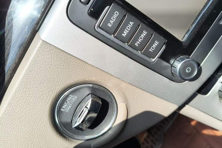 Used Volkswagen Magotan 2013 2.0 TSI Ultimate Model Vehicle Key
