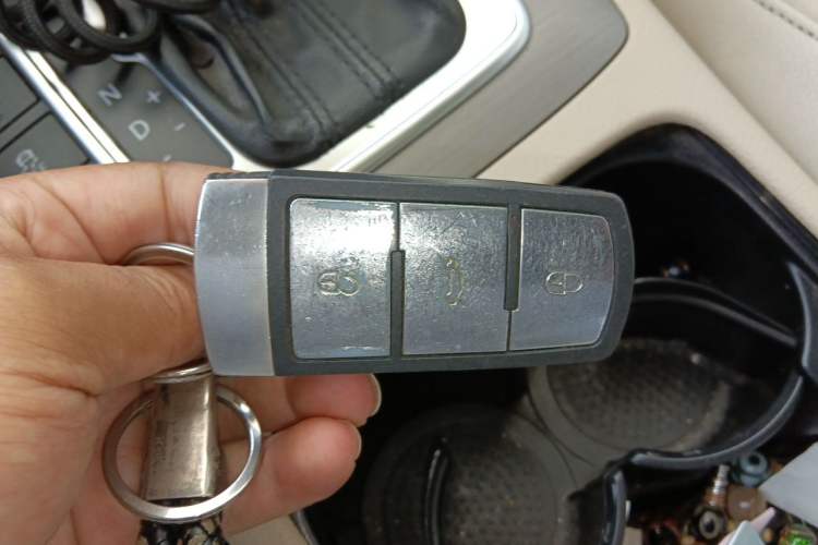 Used Volkswagen Magotan 2013 1.8TSI Luxury Model Vehicle Key