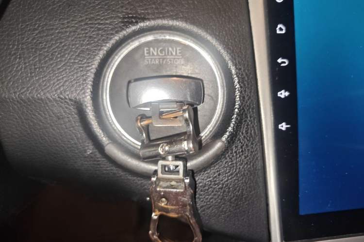 Used Volkswagen Magotan 2013 1.8TSI Premier Model Vehicle Key
