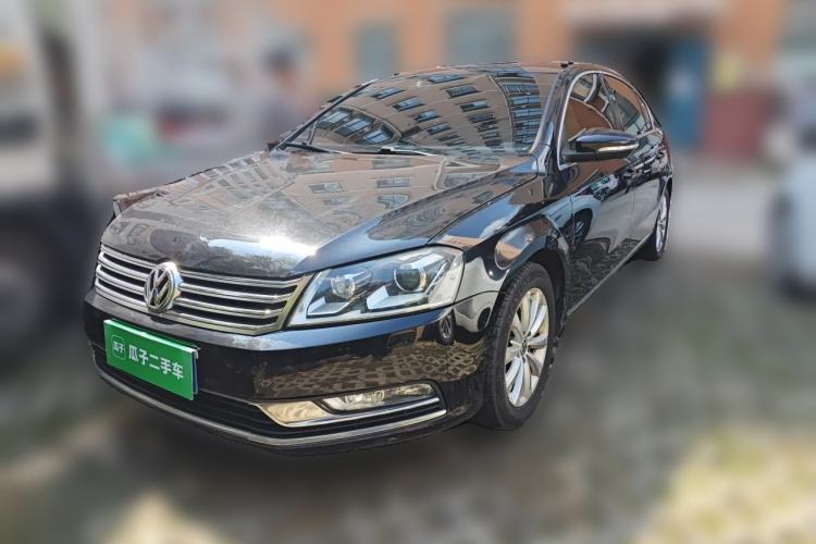 Used Volkswagen Magotan 2013 1.8TSI Luxury Model Guazi used car, China used car export, Used car for sale, Used  cars, Cheapest cars for sale