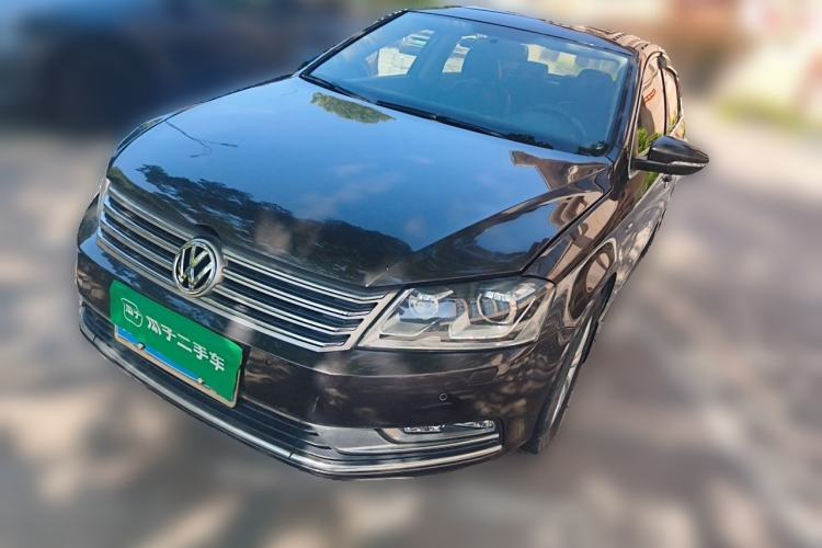 Used Volkswagen Magotan 2013 1.8TSI Luxury Model Guazi used car, China used car export, Used car for sale, Used  cars, Cheapest cars for sale