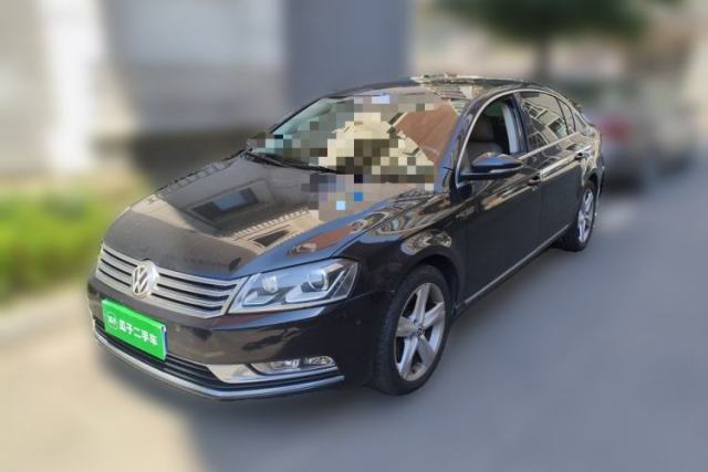 Ojetý Volkswagen Magotan 2013 2.0 TSI Ultimate Model