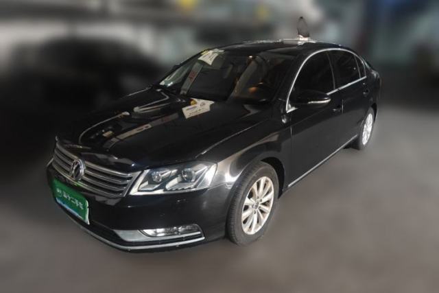 Ojetý Volkswagen Magotan 2013 1.8TSI Premier Model