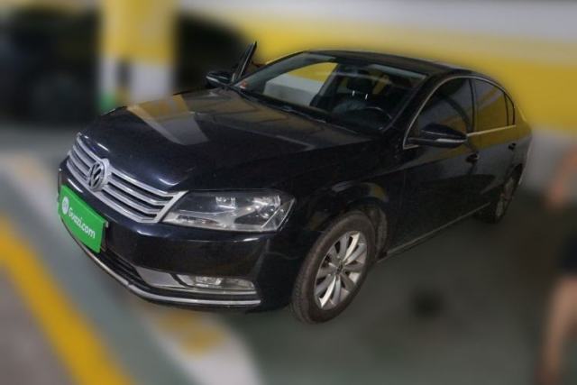Ojetý Volkswagen Magotan 2013 1.8TSI Premier Model