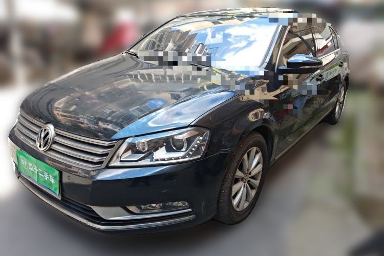 Used Volkswagen Magotan 2013 1.8TSI Luxury Model Guazi used car, China used car export, Used car for sale, Used  cars, Cheapest cars for sale
