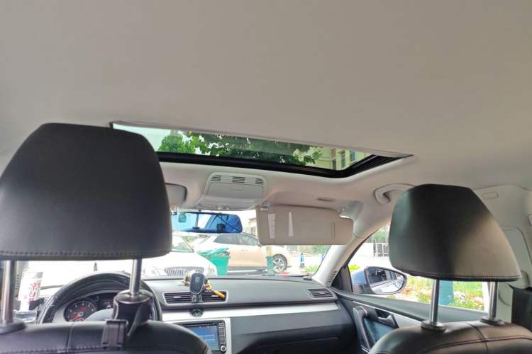 Used Volkswagen Magotan 2013 1.4 TSI BlueMotion Edition Headliner