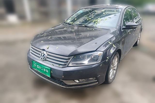Ojetý Volkswagen Magotan 2013 1.8TSI Premier Model
