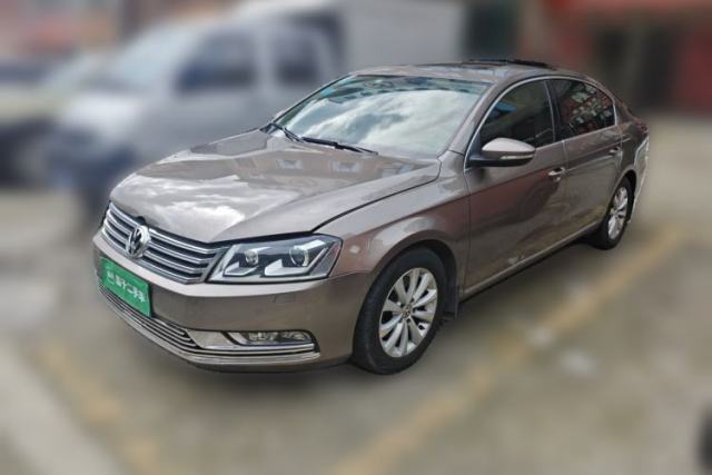 Ojetý Volkswagen Magotan 2013 1.8TSI Luxury Model