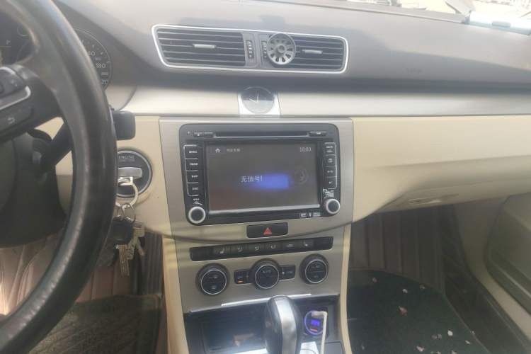 Used Volkswagen Magotan 2013 1.8TSI Luxury Model Audio And AC Panel