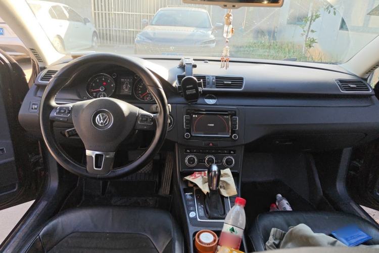 Used Volkswagen Magotan 2013 1.8TSI Luxury Model Center Console