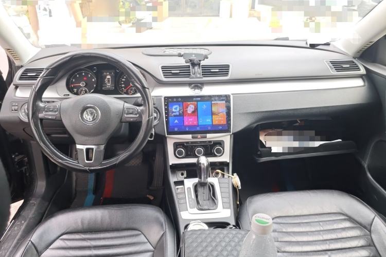 Used Volkswagen Magotan 2013 1.8TSI Premier Model Center Console