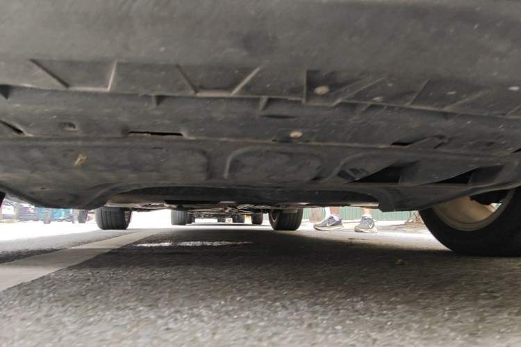 Used Volkswagen Magotan 2013 1.8TSI Prestige Model Chassis Front