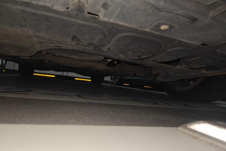 Used Volkswagen Magotan 2013 1.8TSI Prestige Model Chassis Front