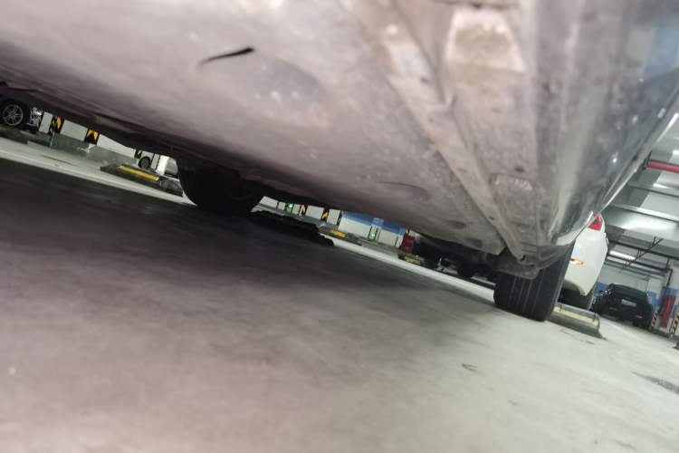 Used Volkswagen Magotan 2013 1.8TSI Premier Model Chassis Front Left
