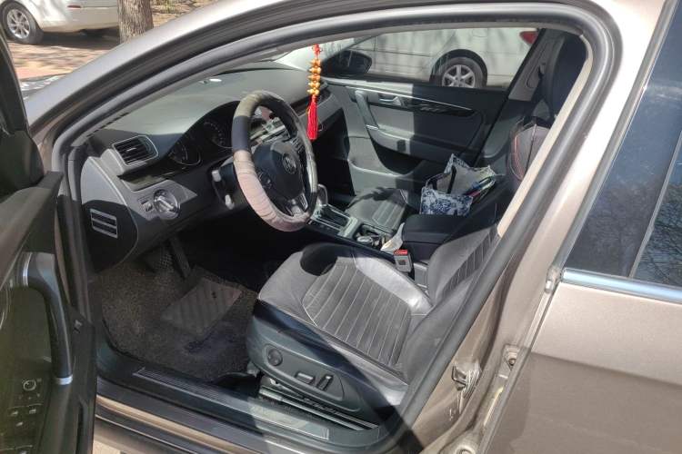Used Volkswagen Magotan 2013 1.8TSI Luxury Model Driver Seat