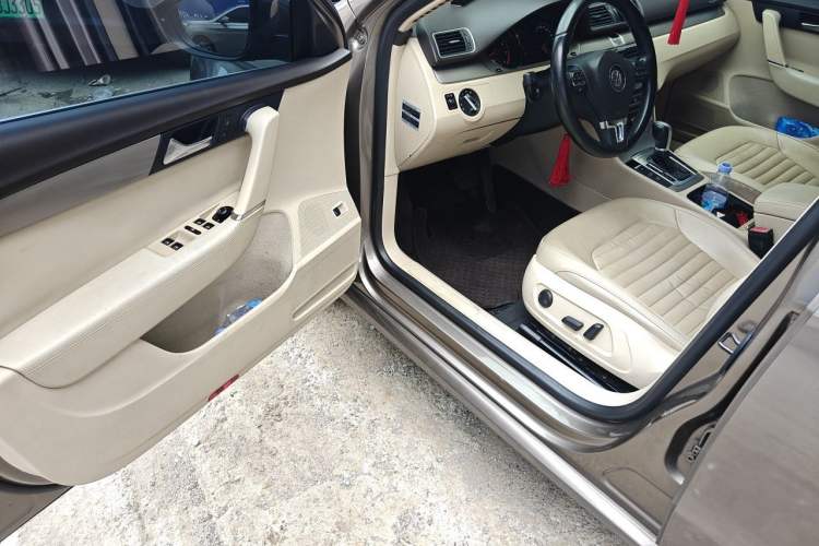 Used Volkswagen Magotan 2013 1.8TSI Premier Model Driver Seat