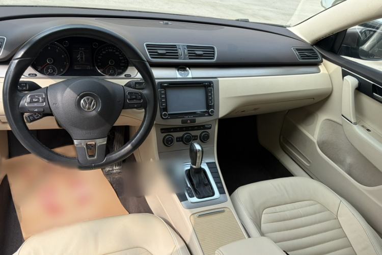 Used Volkswagen Magotan 2013 1.8TSI Luxury Model Exterior 2