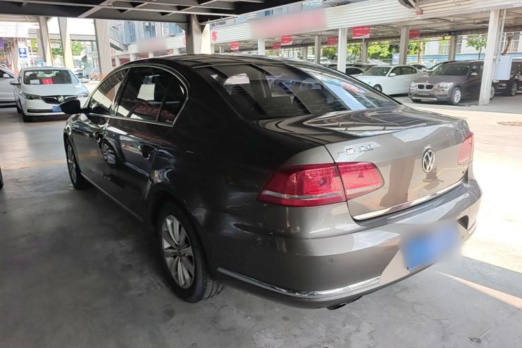 Used Volkswagen Magotan 2013 2.0 TSI Luxury Model Exterior 2
